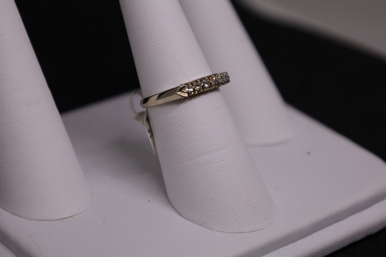 14KT Womens Wedding band