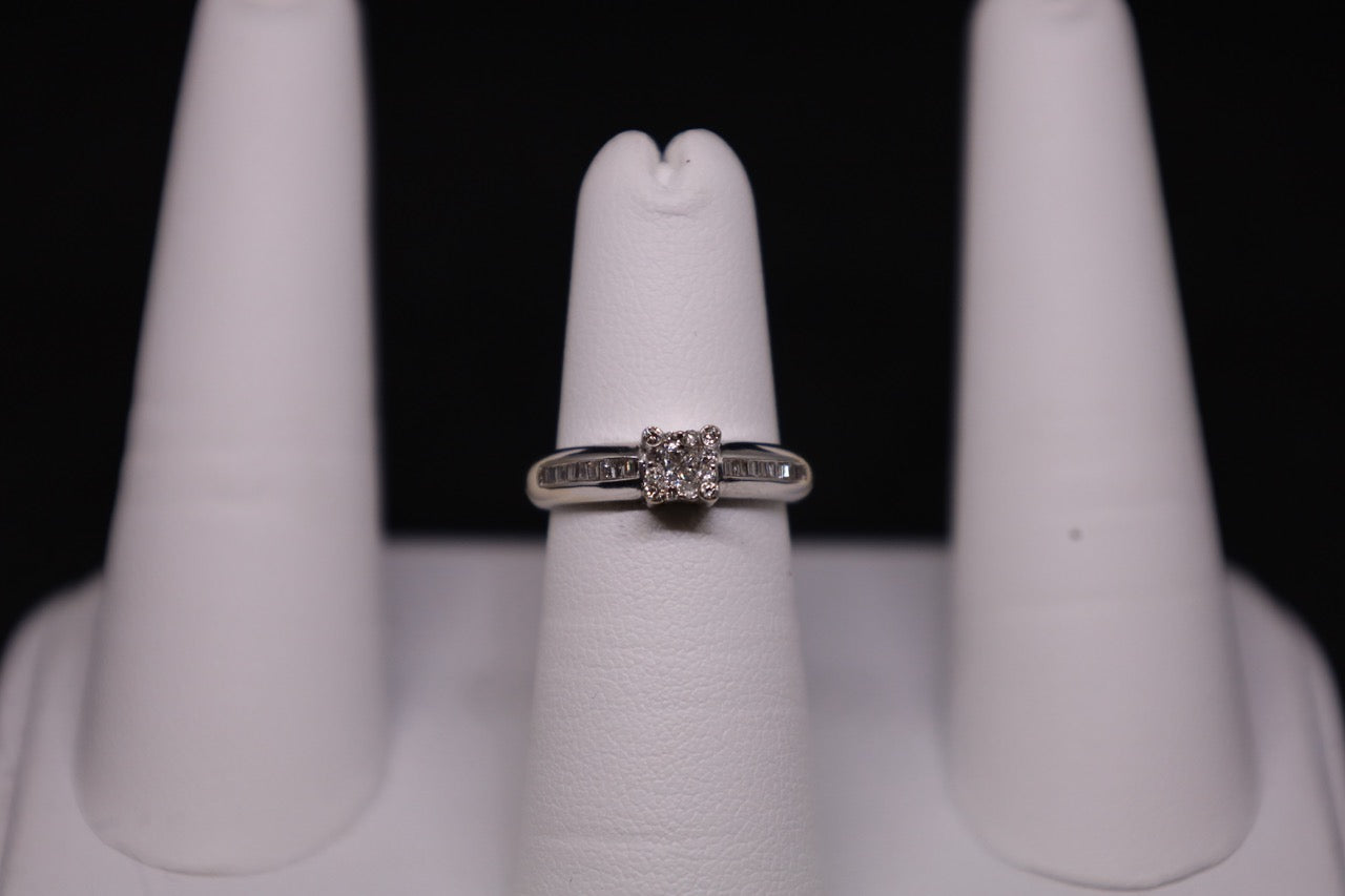 14KT Cluster Diamond Band