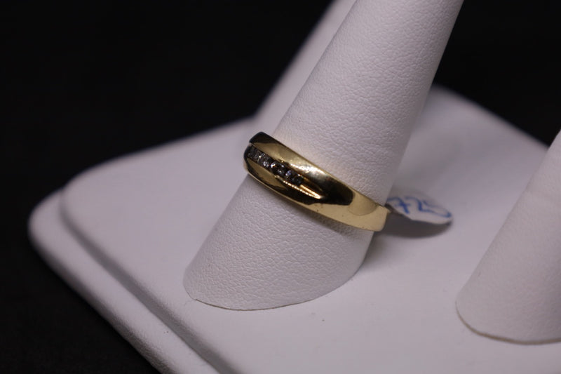 14KT Diamond Wedding Band