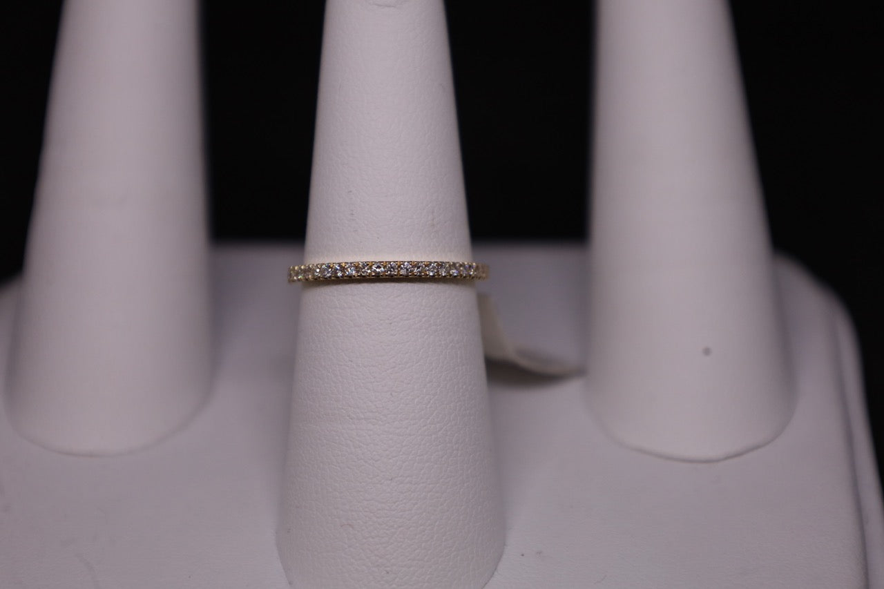 14KT Diamond Wedding Band