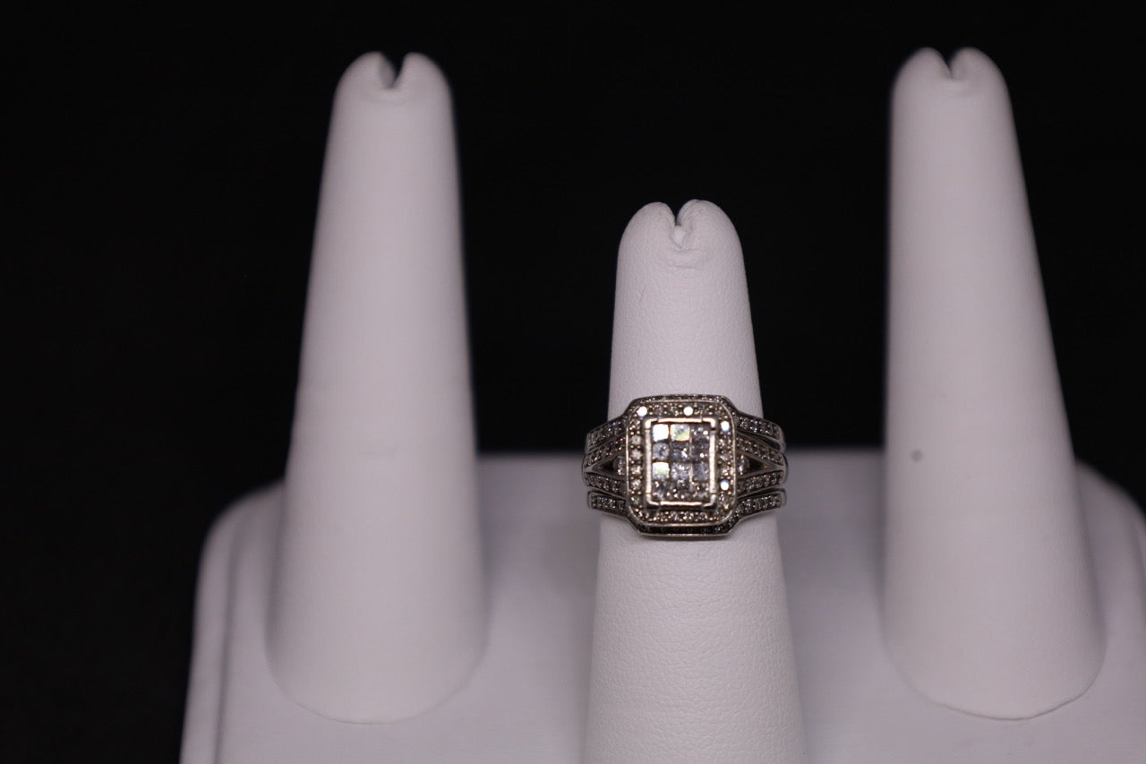 14KT White Gold Engagement Set