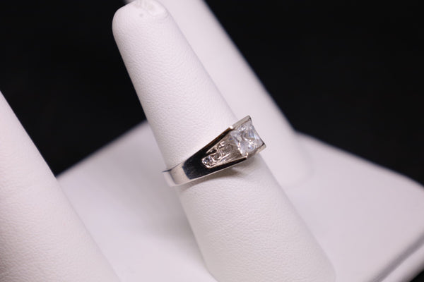 14KT White Gold CZ Promise Ring