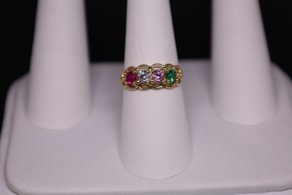 Anillo de oro de 14 kt con piedra natal para madre